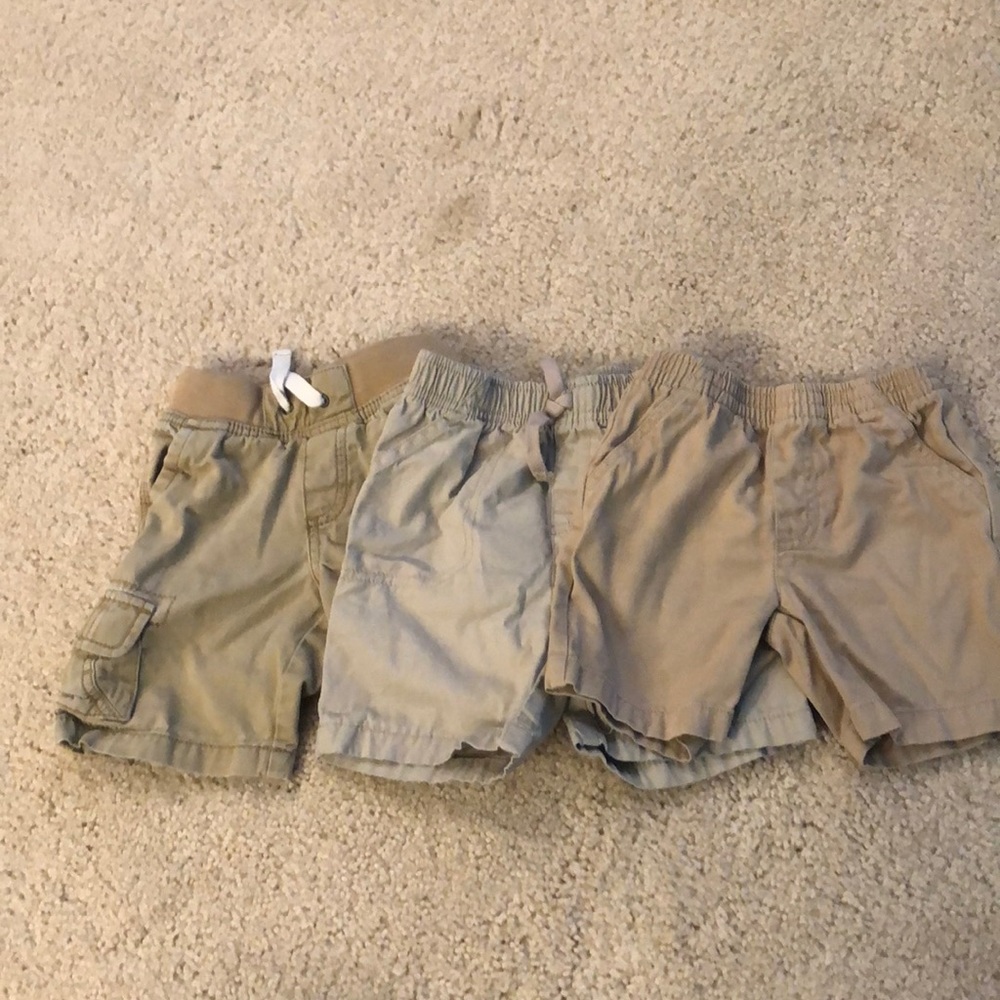 Set of three boys khaki shorts